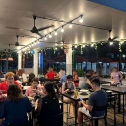 tiong-bahru-orchid photo thumbnail #4